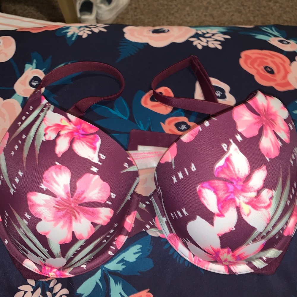 VS PINK BRA